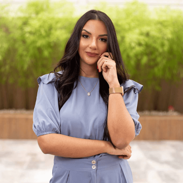 Karen-Gomes-1.png